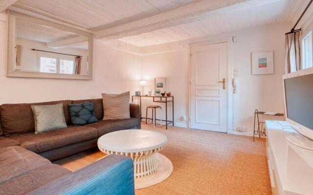 Furnished apartment with balcony in the center of Aix-en-Provence