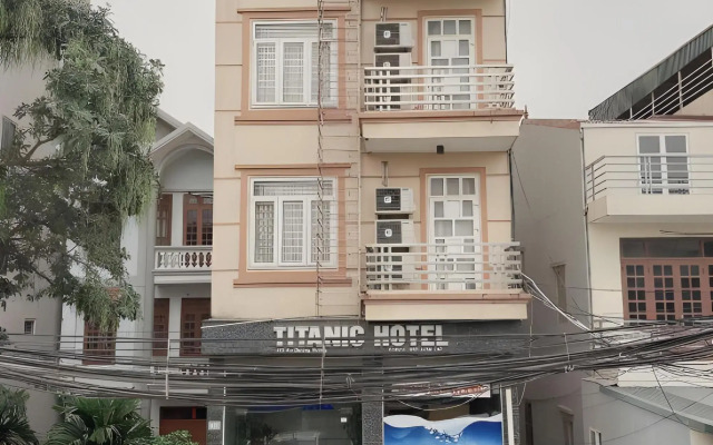 Titanic Hotel