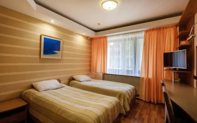 Sanatoriy Ozerniy
