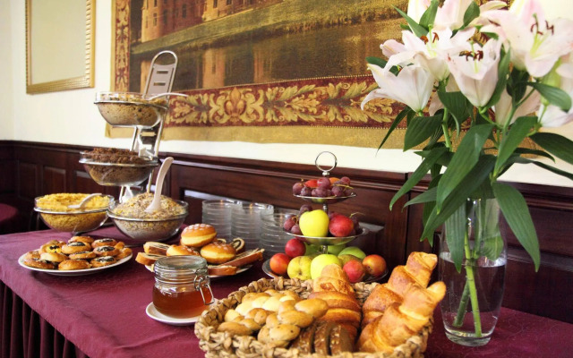 King Charles Boutique Hotel Residence