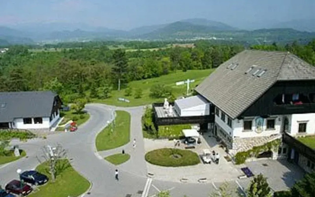 Kings Klub House