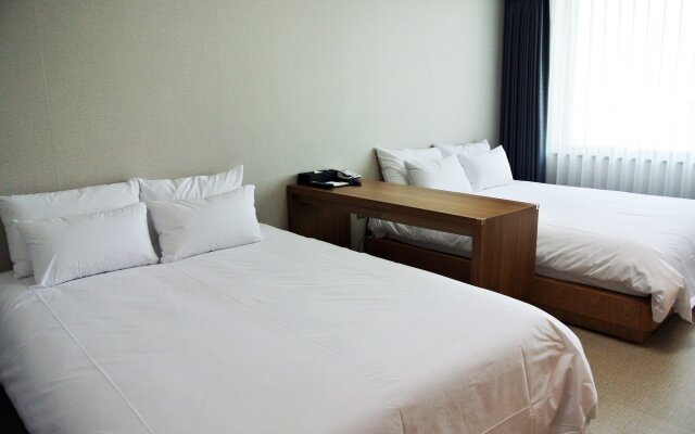 Jeju Noblesse Tourist Hotel