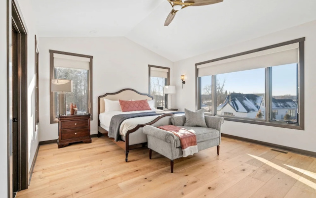 The Belle Retreat