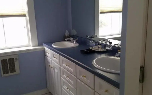 The Trumbull House Bed and Breakfast