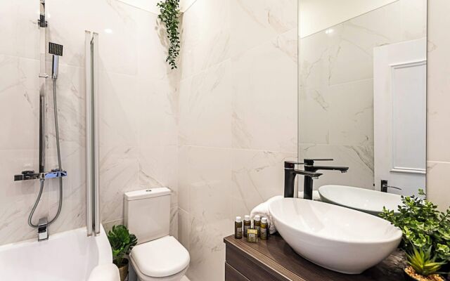 Stylish Apartment In Leafy Richmond
