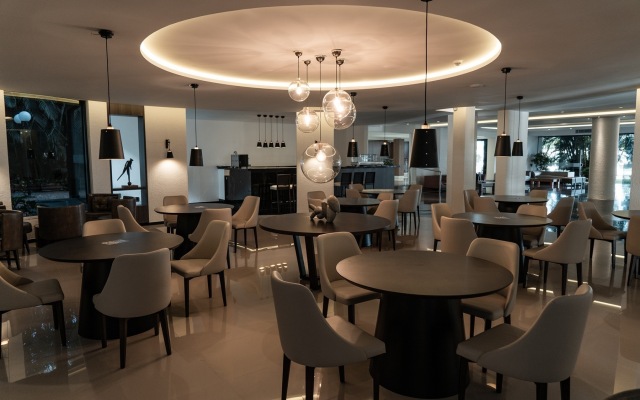 Rafain Palace Hotel & Convention Center