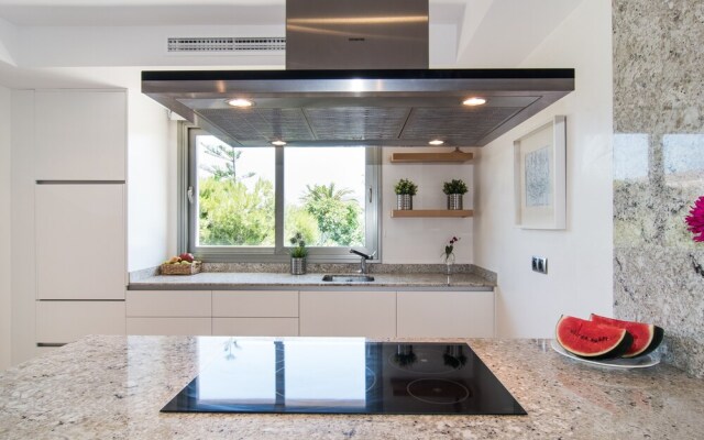 Residence by G Villa del Mar