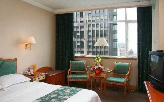 Garden City Hotel