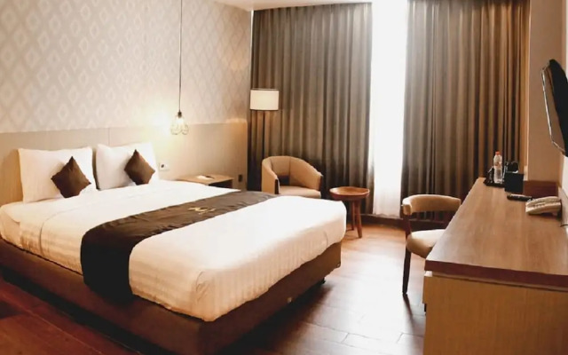 Zenith Premiere Hotel Baubau