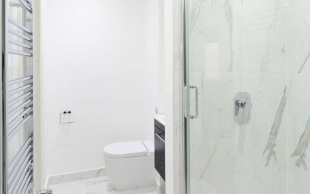 Modern 1 Bed close to Kensington High Street