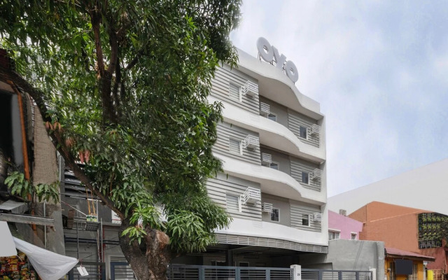 OYO 515 Finnex Hotel (Vaccinated Staff)
