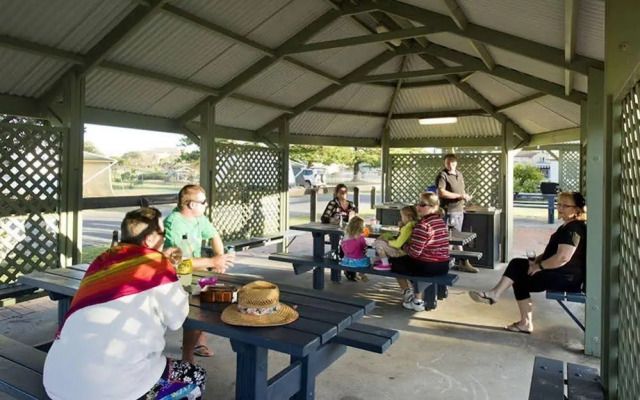 Reflections Hawks Nest - Holiday Park