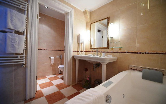 Garni Hotel Leopold I
