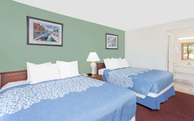 Days Inn Lost Hills