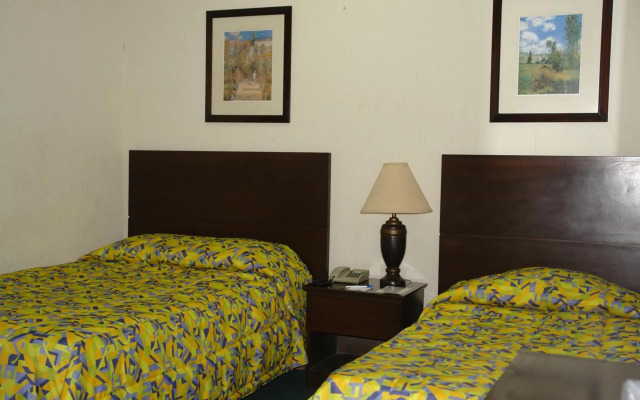 Hotel Fiesta Versalles
