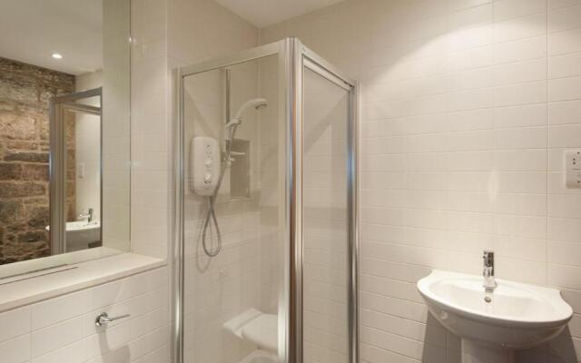 Edmonstone Suite Old Town
