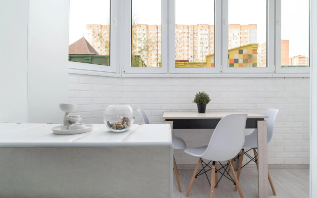 ТутЖивут на улице имени Жлобы 145