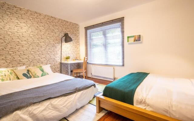 Tower Bridge Rainbow Suites