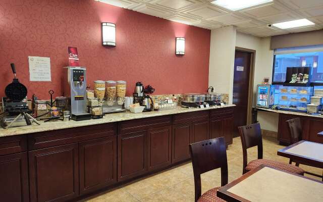 Best Western Plus Rose City Suites