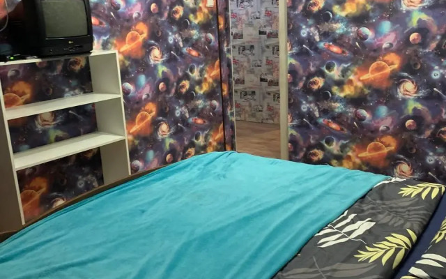 Счастливая матрешка на улице Дежнёвцев 5