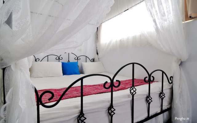 Greek frontier villa