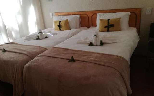 Ananda Lodge