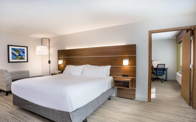 Holiday Inn Express Wisconsin Dells by IHG