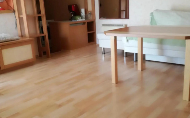 Ruhige Wohnung in Helenental