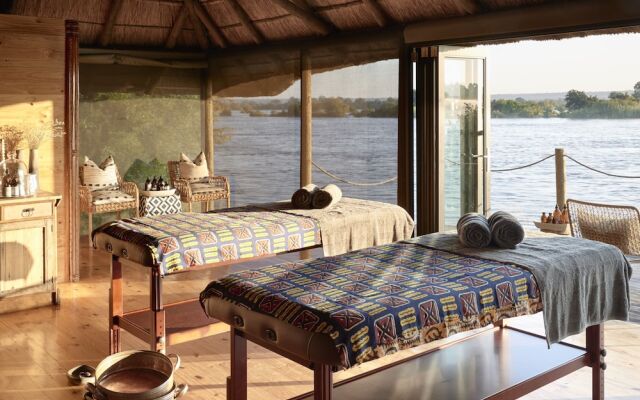 Victoria Falls River Lodge