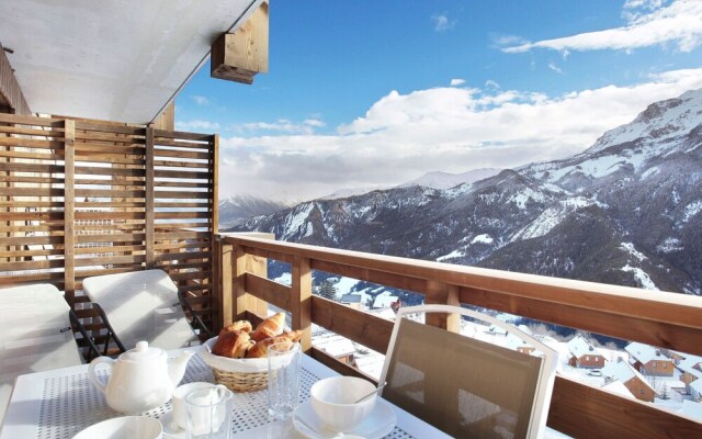 Apartment in the active Pra Loup and Espace Lumière