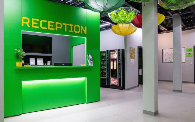 Green cube hostel
