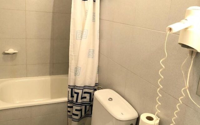 Hostal Univers