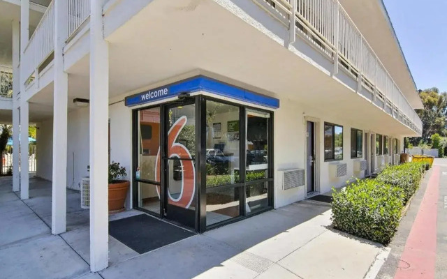 Motel 6 Goleta, CA - Santa Barbara