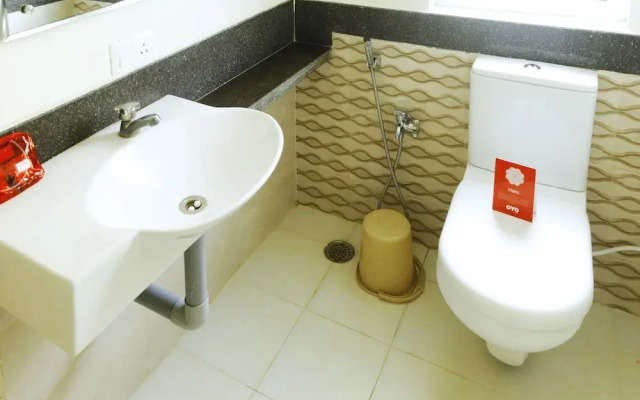 OYO 14406 Hotel Subashree