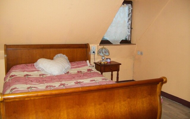 House With 3 Bedrooms in Reffuveille, With Furnished Garden and Wifi