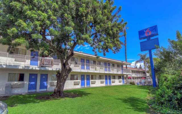 Motel 6 Chino, CA - Los Angeles Area
