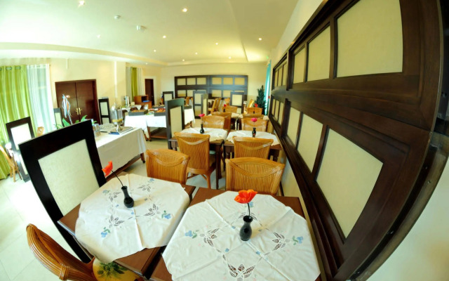 Hotel Sarah Nui
