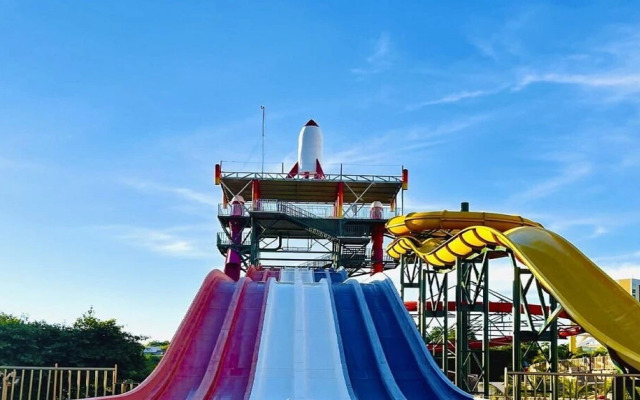 DiRoma Fiori com um dia no Acqua park