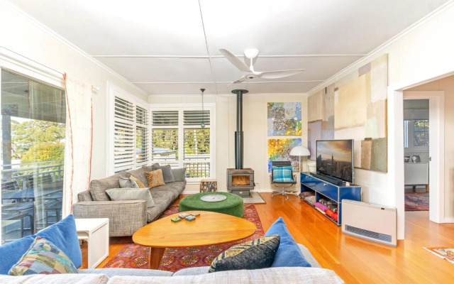 Tranquility at Hyams Beach