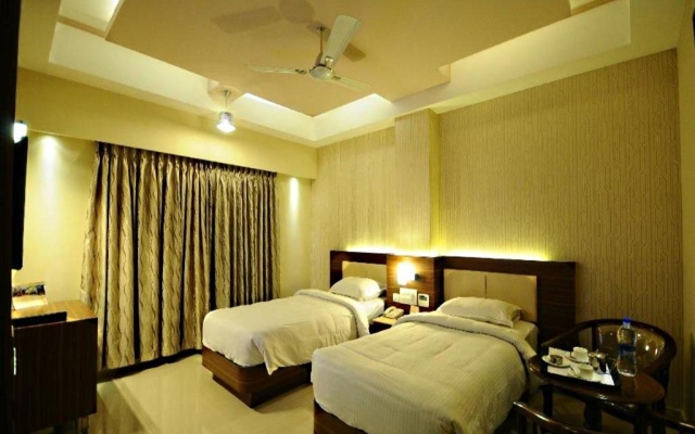 Hotel Ragavendra Residency – Guest Rooms – Tiruchirappalli