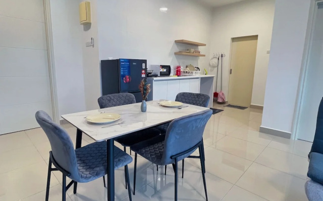 Arte Plus by Manhattan Group