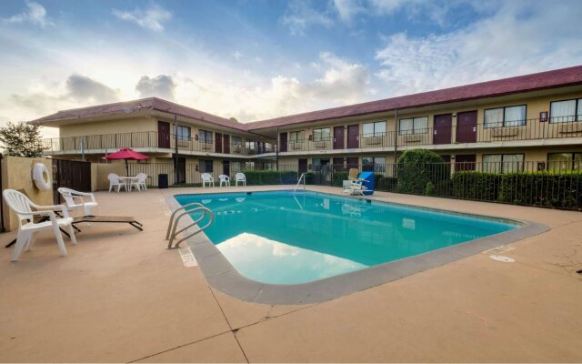 Red Roof Inn Alexandria, LA
