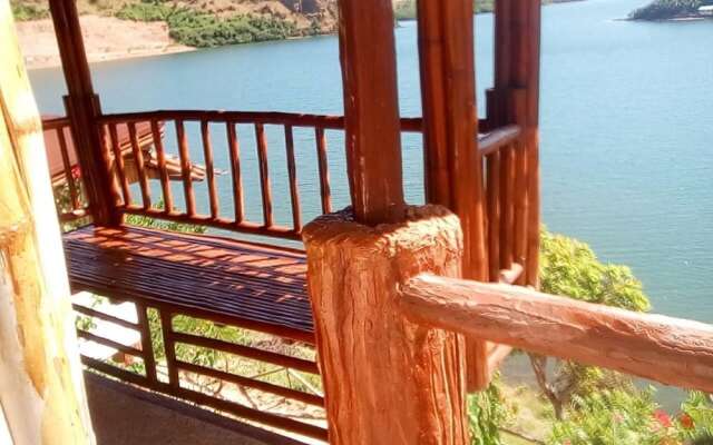 Borac Bay Bungalows Resort and Spa