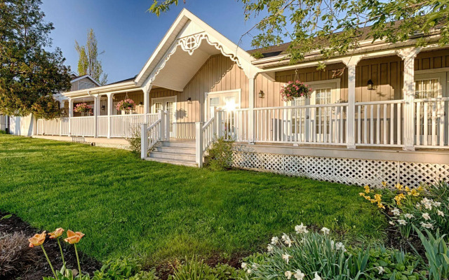 The Waring House