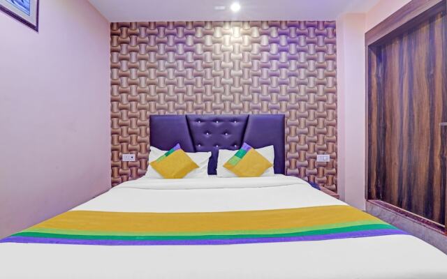 Itsy Hotels Royal Galaxy - 3 km from Sangam
