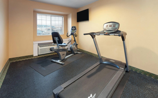 Days Inn & Suites by Wyndham Spokane Airport Airway Heights