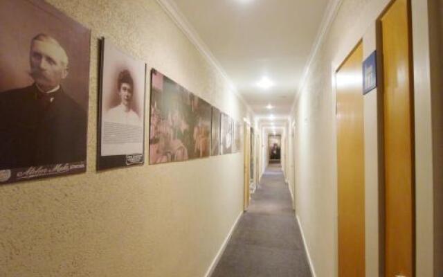 Hotel Bast