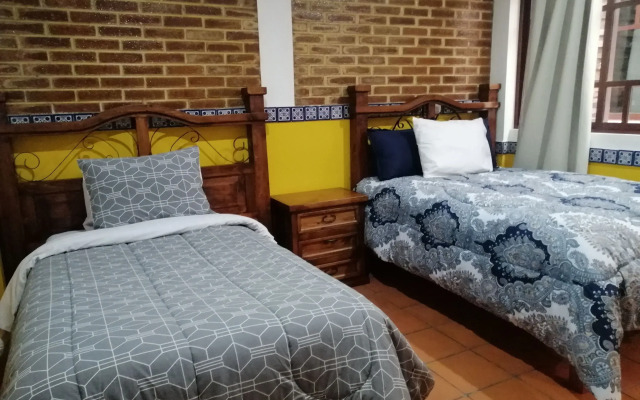 Hotel y Suites Axolotl