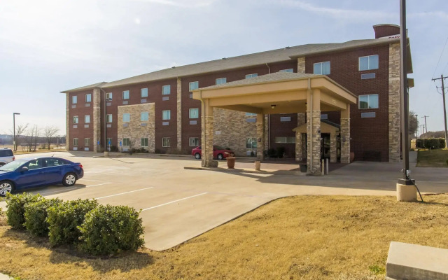 Red River Inn And Suites