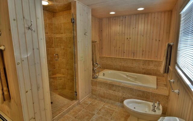 Serenity on Lake Owen